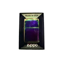 Encendedor Zippo.